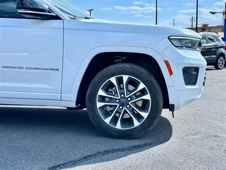2022 JEEP GRAND CHEROKEE photo 6
