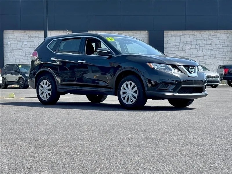 2015 NISSAN ROGUE S