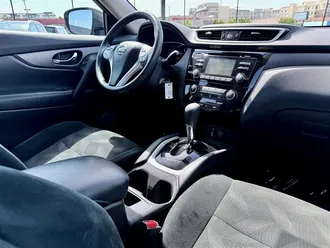 2015 NISSAN ROGUE photo 4