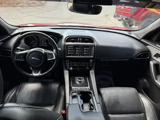 F-PACE 16
