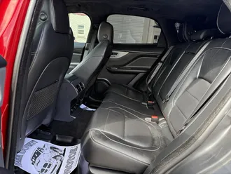 F-PACE 18