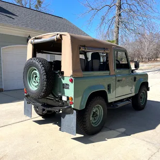 Defender 90 4