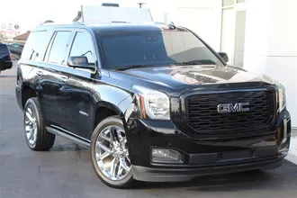 2019 GMC YUKON photo 2
