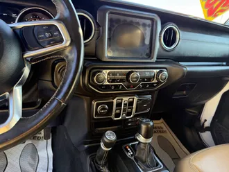 Wrangler Unlimited 6