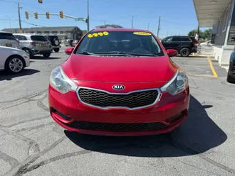 2016 Kia Forte photo 2