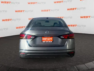 2022 Nissan Altima photo 4