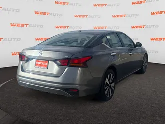 2022 Nissan Altima photo 5