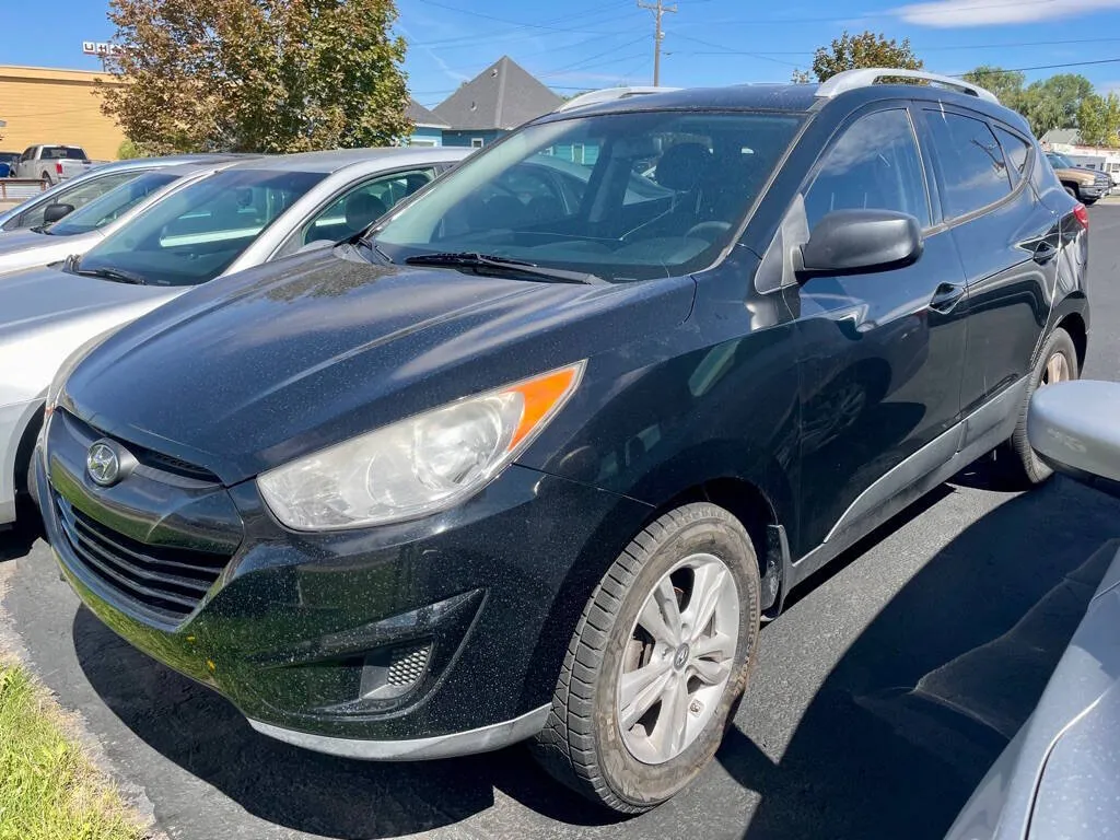 2011 Hyundai Tucson GLS 4dr SUV