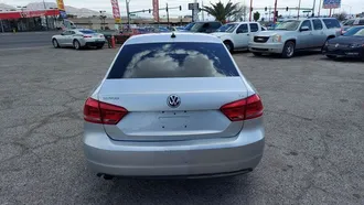 2013 Volkswagen Passat photo 7