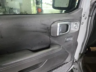 Wrangler 4xe 13