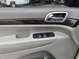 Grand Cherokee 13
