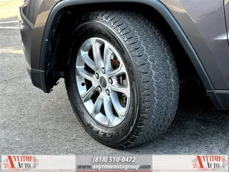 Grand Cherokee 33