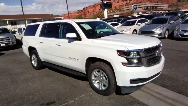 2018 Chevrolet Suburban LT Sport Utility 4D