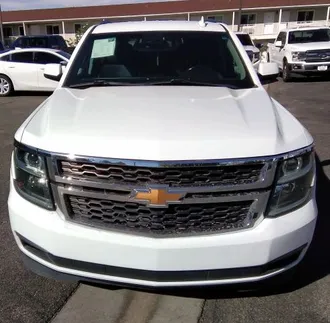 2018 Chevrolet Suburban photo 3
