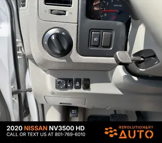 NV Passenger NV3500 HD 14