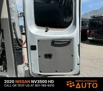 NV Passenger NV3500 HD 18