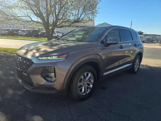 2019 Hyundai Santa Fe photo 2