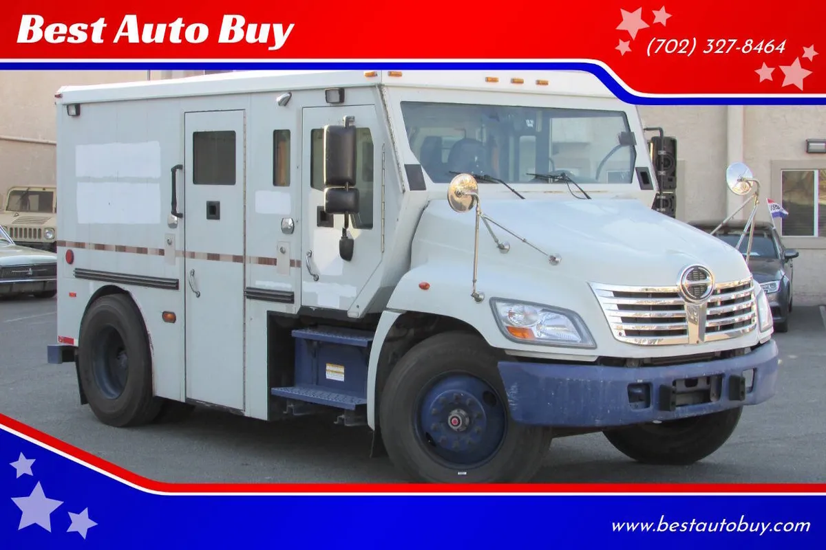 2008 Hino 268 4X2 2dr Regular Cab 152 in. WB