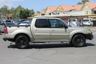 Explorer Sport Trac 8