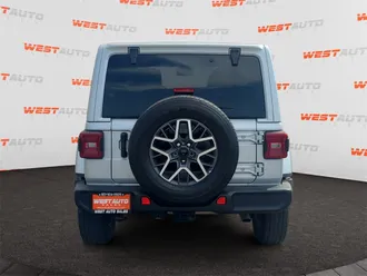 Wrangler Unlimited 4