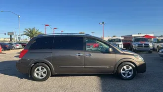 2009 Nissan Quest photo 3