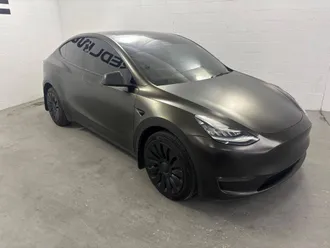 2023 TESLA Model Y photo 3