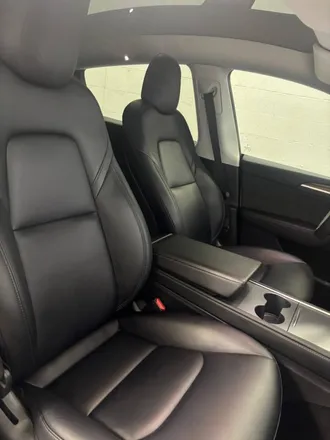 2023 TESLA Model Y photo 5