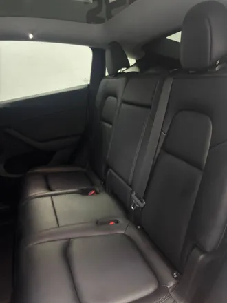 2023 TESLA Model Y photo 7