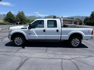 2013 Ford Super Duty F-350 SRW photo 2