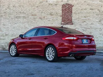 2016 Ford Fusion photo 4