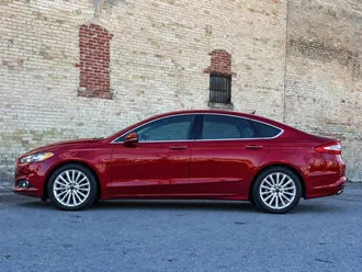 2016 Ford Fusion photo 5