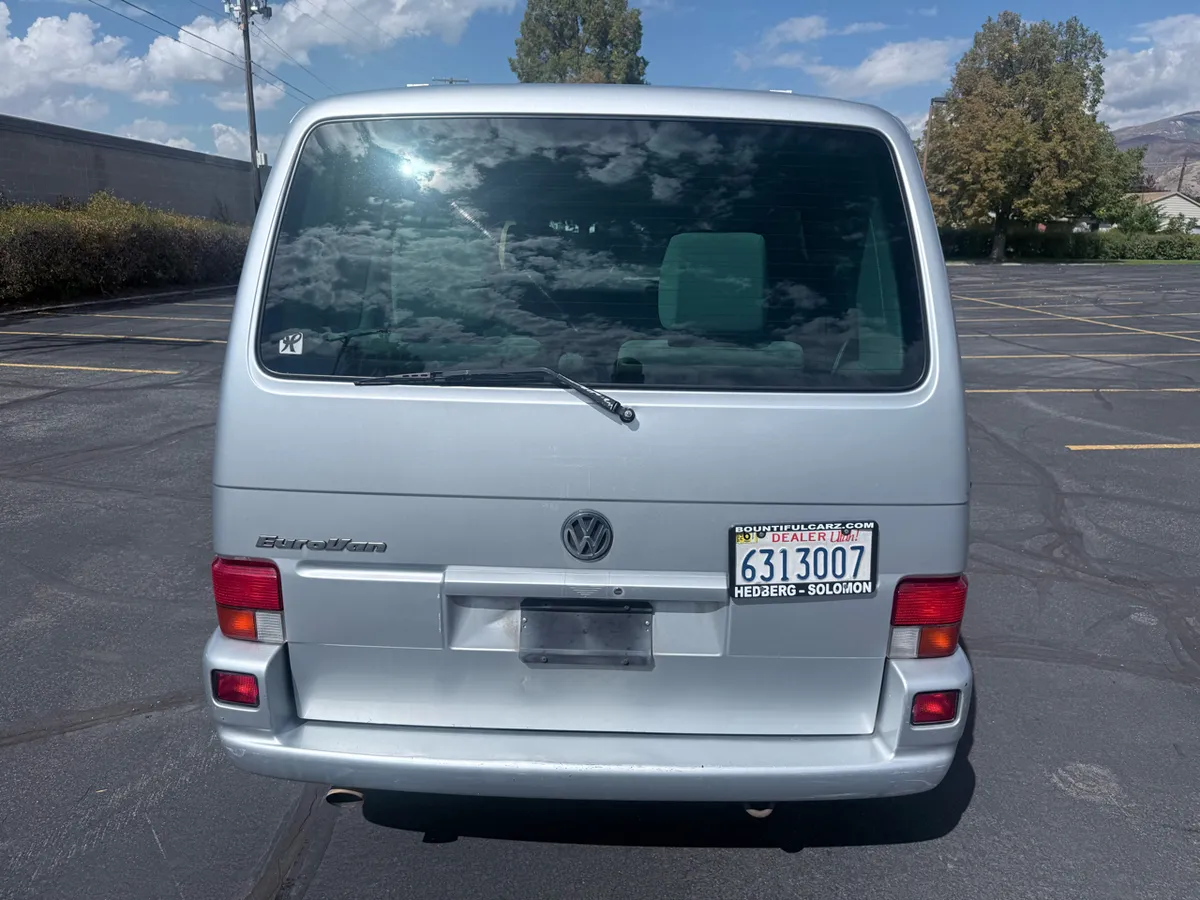 Carousel Image 3