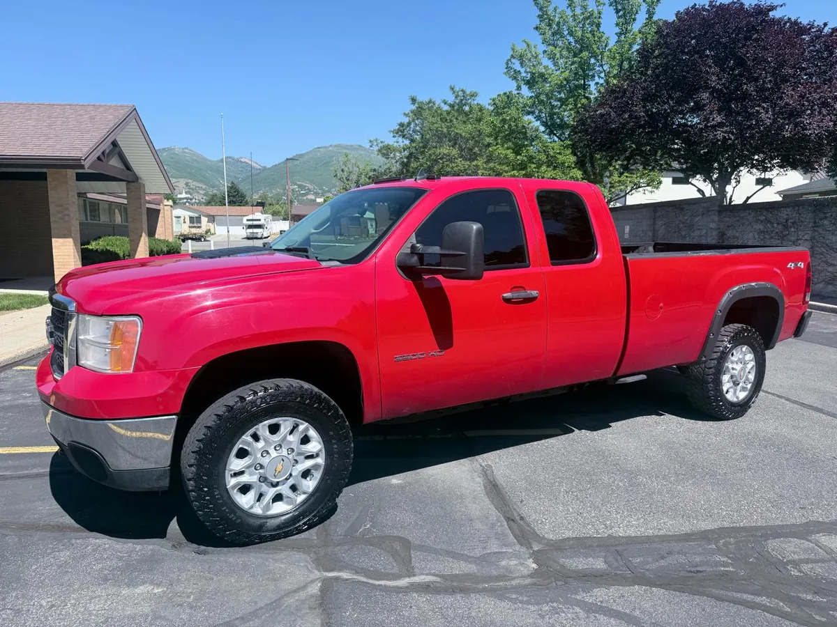2013 GMC Sierra 3500HD 4WD Ext Cab 158.2" Work Truck