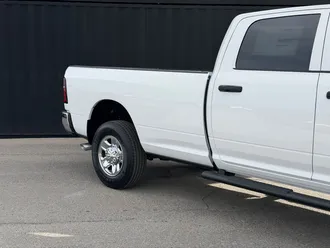 2026 Ram 3500 photo 5