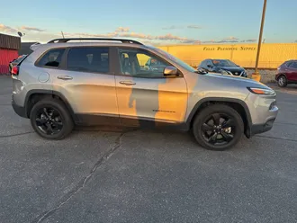 Cherokee 4
