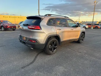 Cherokee 5
