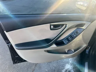 Elantra 19