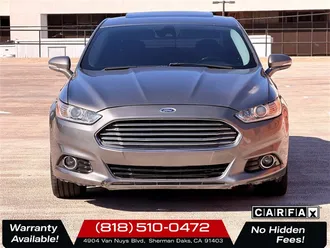 2013 Ford Fusion Hybrid Titanium photo 2