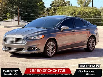 2013 Ford Fusion Hybrid Titanium photo 3