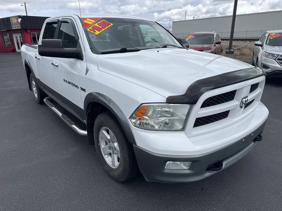 2012 RAM 1500 Outdoorsman 4x4 4dr Crew Cab 5.5 ft. SB Pickup