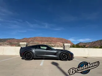 2018 Chevrolet Corvette photo 3