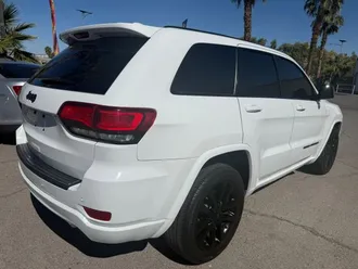 Grand Cherokee 2
