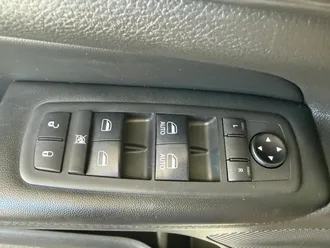 Grand Cherokee 16