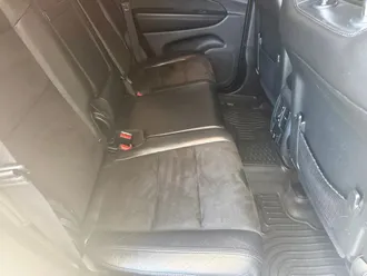 Grand Cherokee 27