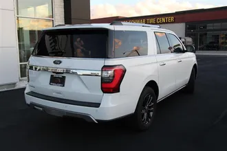 EXPEDITION MAX 8