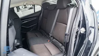 MAZDA3 8