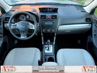 Forester 2.5i Limited 9