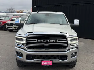 2023 Ram 3500 photo 3