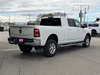 2023 Ram 3500 photo 7