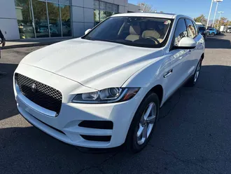 2018 Jaguar F-PACE photo 2
